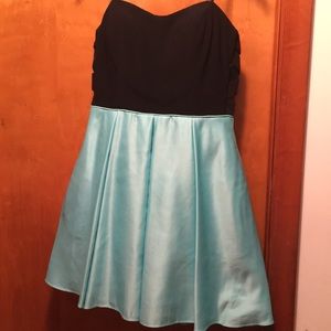 Strapless dress. By Camille La Vie. Size 11.